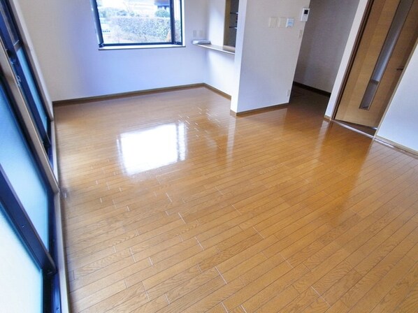 ロイヤルガーデン壱~七番館の物件内観写真